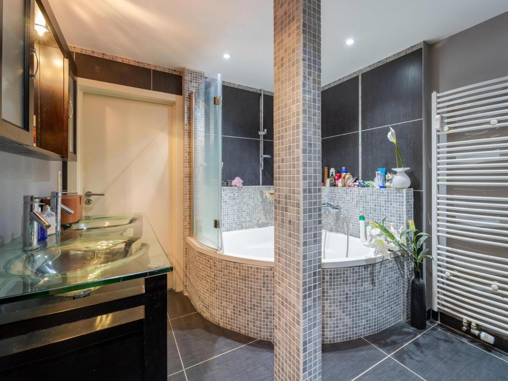 Luxe Serene Residence ブリュッセル エクステリア 写真